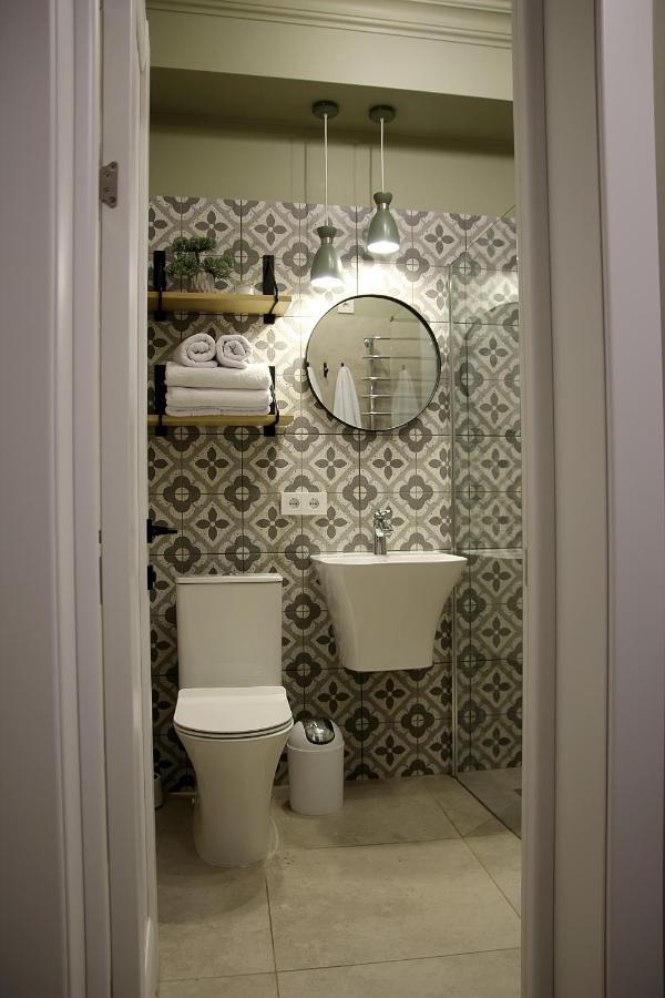 Historical Old City Apartament, Старе Місто , 2 Спальні, Балкон-Тераса, 85 Кв М คาเมียเนตส์-โปดิลสกี ห้อง รูปภาพ